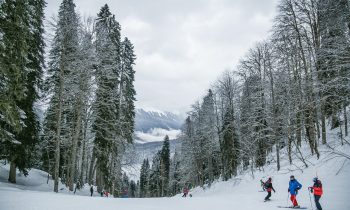 skier en montagne 