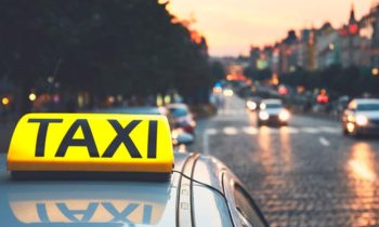 Les différences entre un taxi et un VTC : réglementation et tarifs